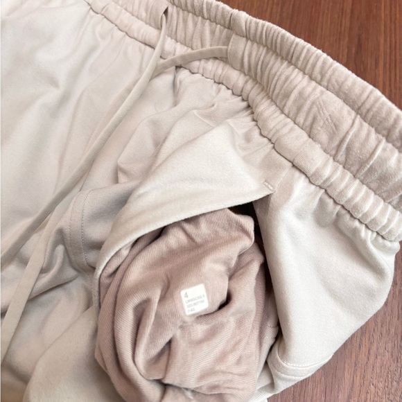 Lululemon “Bone” Soft Jersey Classic Jogger - Picture 5 of 6